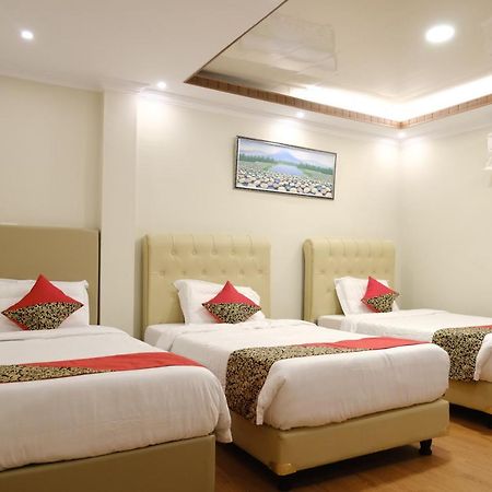 Joyful Hotel Tanjung Pandan Zewnętrze zdjęcie